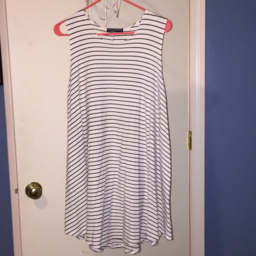 flowy dress — accepting lower offers!!